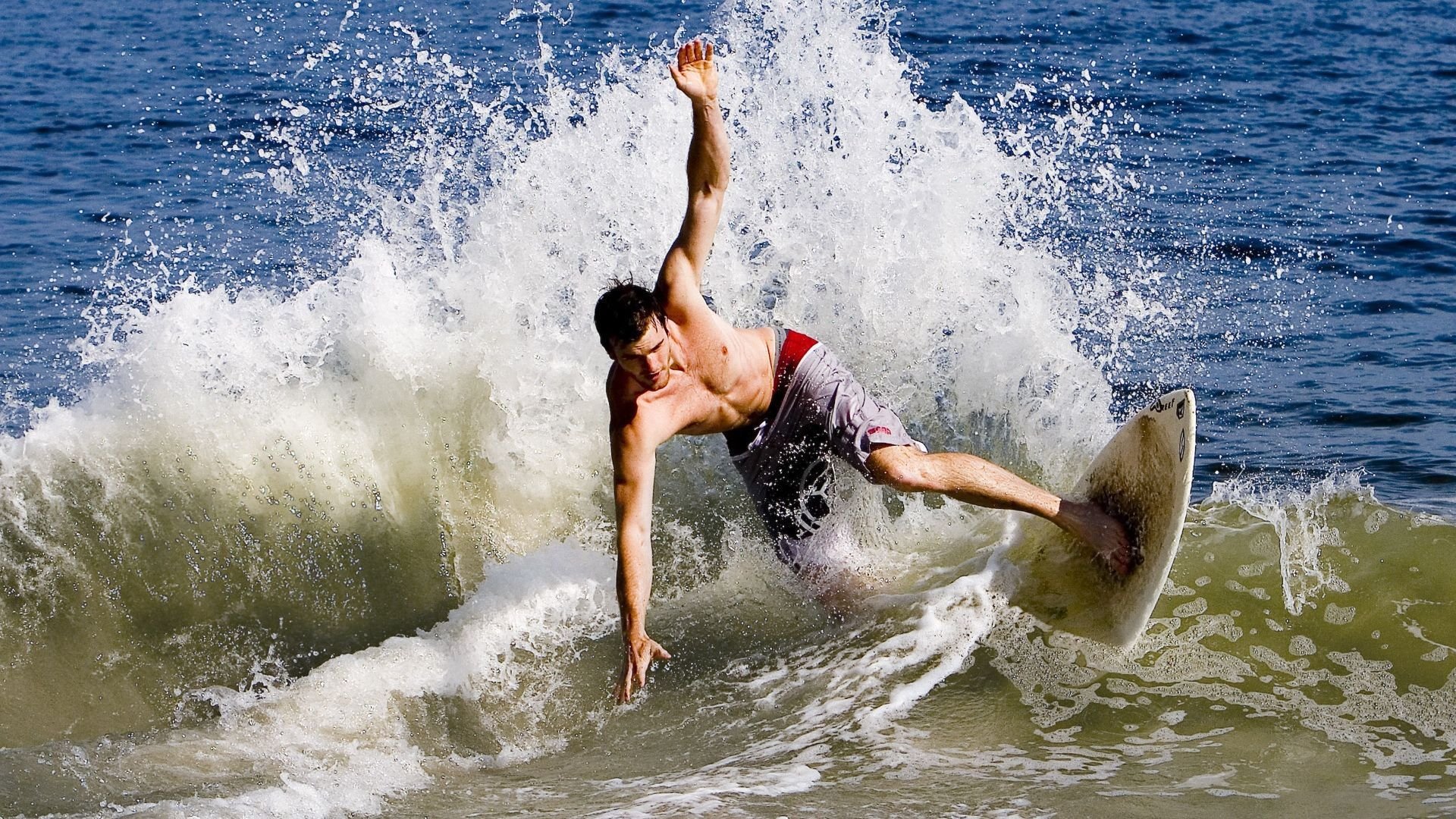 最具争议的转会交易：背后隐藏的战术布局，转会结果